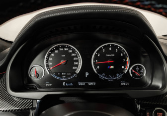 Подержанный автомобиль BMW X6 M 2016 года (13 фото)