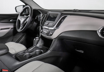 Подержанный автомобиль Chevrolet Equinox 2018 года (9 фото)