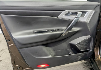 Подержанный автомобиль Geely Atlas 2020 года (19 фото)