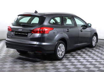 Подержанный автомобиль Ford Focus Wagon 2019 года (3 фото)