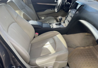 Подержанный автомобиль Infiniti G Sedan 2010 года (9 фото)