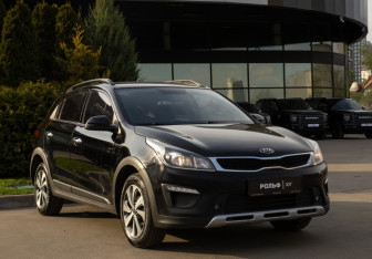 Подержанный автомобиль Kia Rio Hatchback 2020 года (2 фото)