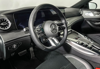 Подержанный автомобиль Mercedes-Benz AMG GT Roadster 2023 года (13 фото)