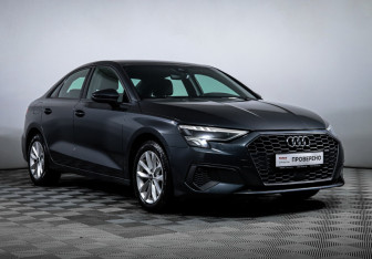 Подержанный автомобиль Audi A3 Sedan 2021 года (3 фото)