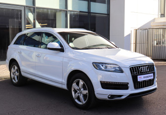 Подержанный автомобиль Audi Q7 2012 года (3 фото)