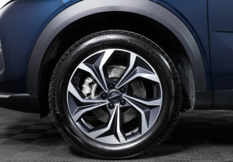 Подержанный автомобиль Haval F7 2024 года (29 фото)