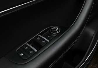 Подержанный автомобиль Chery Tiggo 8 Pro 2021 года (21 фото)