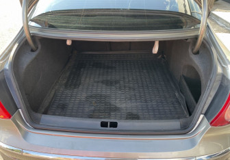 Подержанный автомобиль Volkswagen Passat CC 2010 года (13 фото)