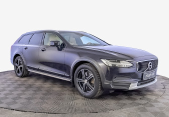 Подержанный автомобиль Volvo V90 2019 года (3 фото)