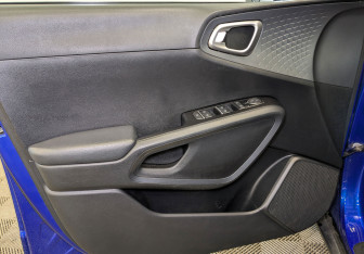 Подержанный автомобиль Kia Soul 2021 года (17 фото)