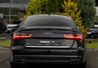 Подержанный автомобиль Audi A6 Sedan 2017 года (5 фото)