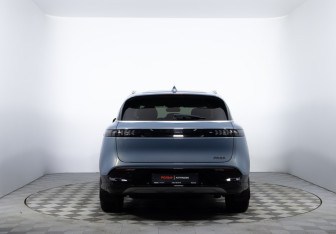 Подержанный автомобиль Voyah Free 2023 года (6 фото)