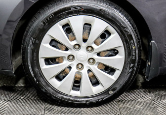 Подержанный автомобиль Kia Ceed Hatchback 2014 года (9 фото)