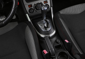 Подержанный автомобиль Peugeot 308 Hatchback 2011 года (17 фото)