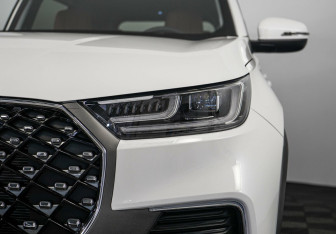 Подержанный автомобиль Chery Tiggo 8 Pro Max 2023 года (5 фото)