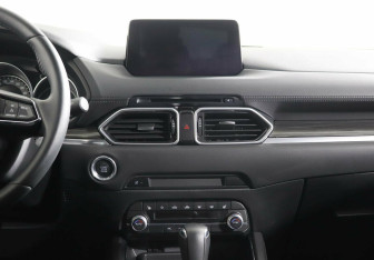Подержанный автомобиль Mazda CX-5 2020 года (9 фото)