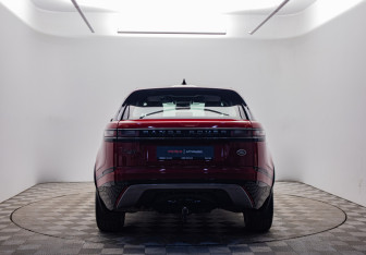 Подержанный автомобиль Land Rover Range Rover Velar 2017 года (6 фото)