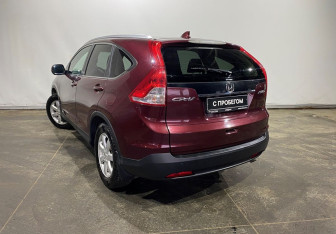 Подержанный автомобиль Honda CR-V 2014 года (4 фото)