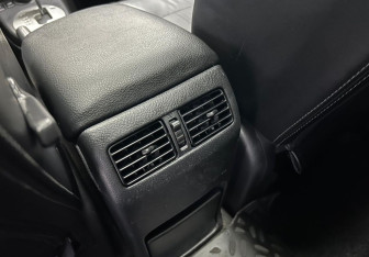 Подержанный автомобиль Nissan X-Trail 2012 года (20 фото)