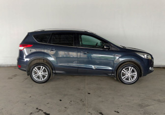 Подержанный автомобиль Ford Kuga 2013 года (8 фото)