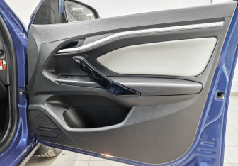 Подержанный автомобиль LADA (ВАЗ) Vesta Wagon 2020 года (23 фото)