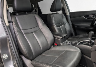 Подержанный автомобиль Nissan X-Trail 2021 года (24 фото)