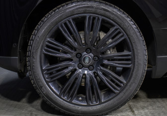 Подержанный автомобиль Land Rover Range Rover 2020 года (34 фото)