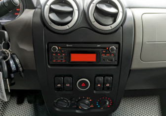 Подержанный автомобиль LADA (ВАЗ) Largus Wagon 2016 года (22 фото)