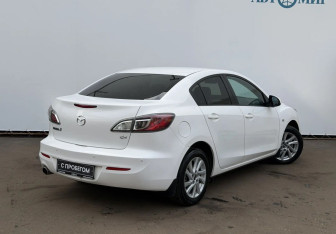 Подержанный автомобиль Mazda 3 Sedan 2013 года (5 фото)