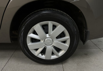 Подержанный автомобиль LADA (ВАЗ) Granta Hatchback 2020 года (9 фото)