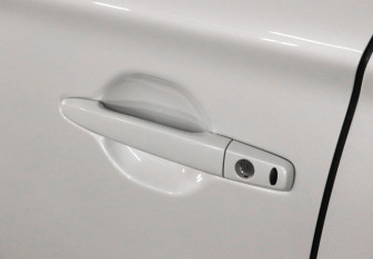 Подержанный автомобиль Mitsubishi Outlander 2022 года (19 фото)