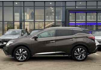 Подержанный автомобиль Nissan Murano Suv 2020 года (8 фото)