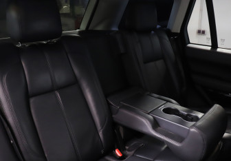 Подержанный автомобиль Land Rover Range Rover 2014 года (20 фото)