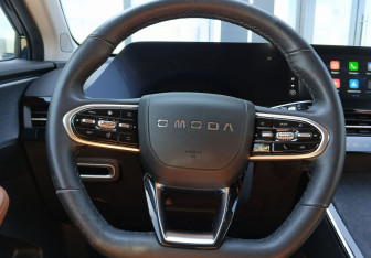 Подержанный автомобиль Omoda C5 2023 года (12 фото)
