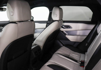 Подержанный автомобиль Land Rover Range Rover Velar 2020 года (12 фото)