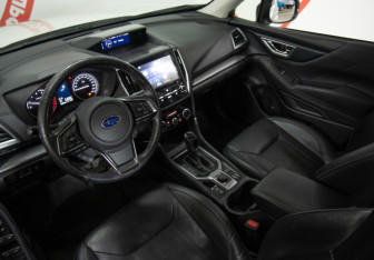 Подержанный автомобиль Subaru Forester Suv 2019 года (7 фото)