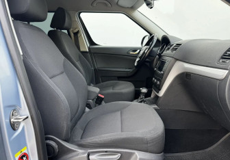 Подержанный автомобиль Skoda Yeti 2011 года (10 фото)
