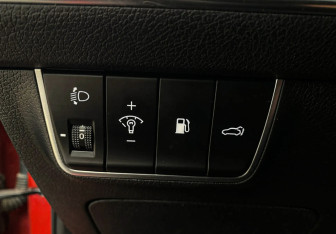 Подержанный автомобиль Kia Stinger 2021 года (18 фото)