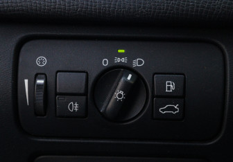 Подержанный автомобиль Volvo XC60 2010 года (15 фото)