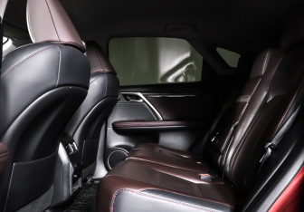 Подержанный автомобиль Lexus RX 2017 года (12 фото)