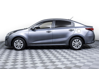 Подержанный автомобиль Kia Rio Sedan 2020 года (3 фото)