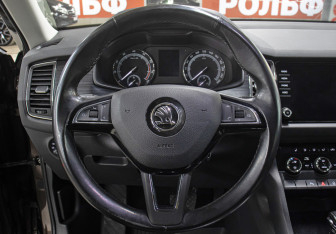 Подержанный автомобиль Skoda Kodiaq 2018 года (16 фото)