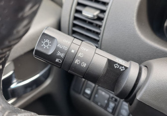Подержанный автомобиль Nissan Pathfinder 2007 года (18 фото)