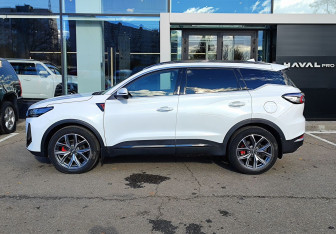 Подержанный автомобиль Chery Tiggo 7 Pro Max 2024 года (8 фото)