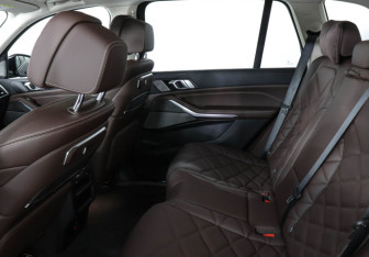 Новый BMW X5 2025 (14 фото)