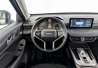 Подержанный автомобиль Haval Jolion 2023 года (21 фото)