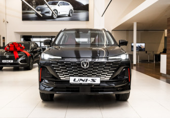 Новый Changan UNI-S 2024 (2 фото)