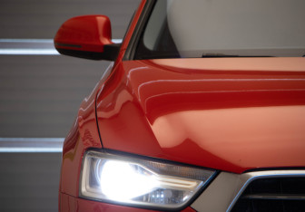 Подержанный автомобиль Audi Q3 2015 года (34 фото)