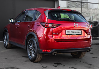 Подержанный автомобиль Mazda CX-5 2017 года (6 фото)