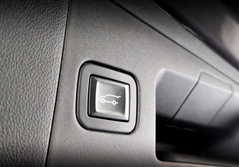 Подержанный автомобиль Cadillac XT5 2018 года (28 фото)